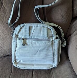 Lug Flapper Crossbody
